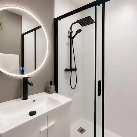 House - Jacuzzi, Sauna, Terrace & Netflix Merpins